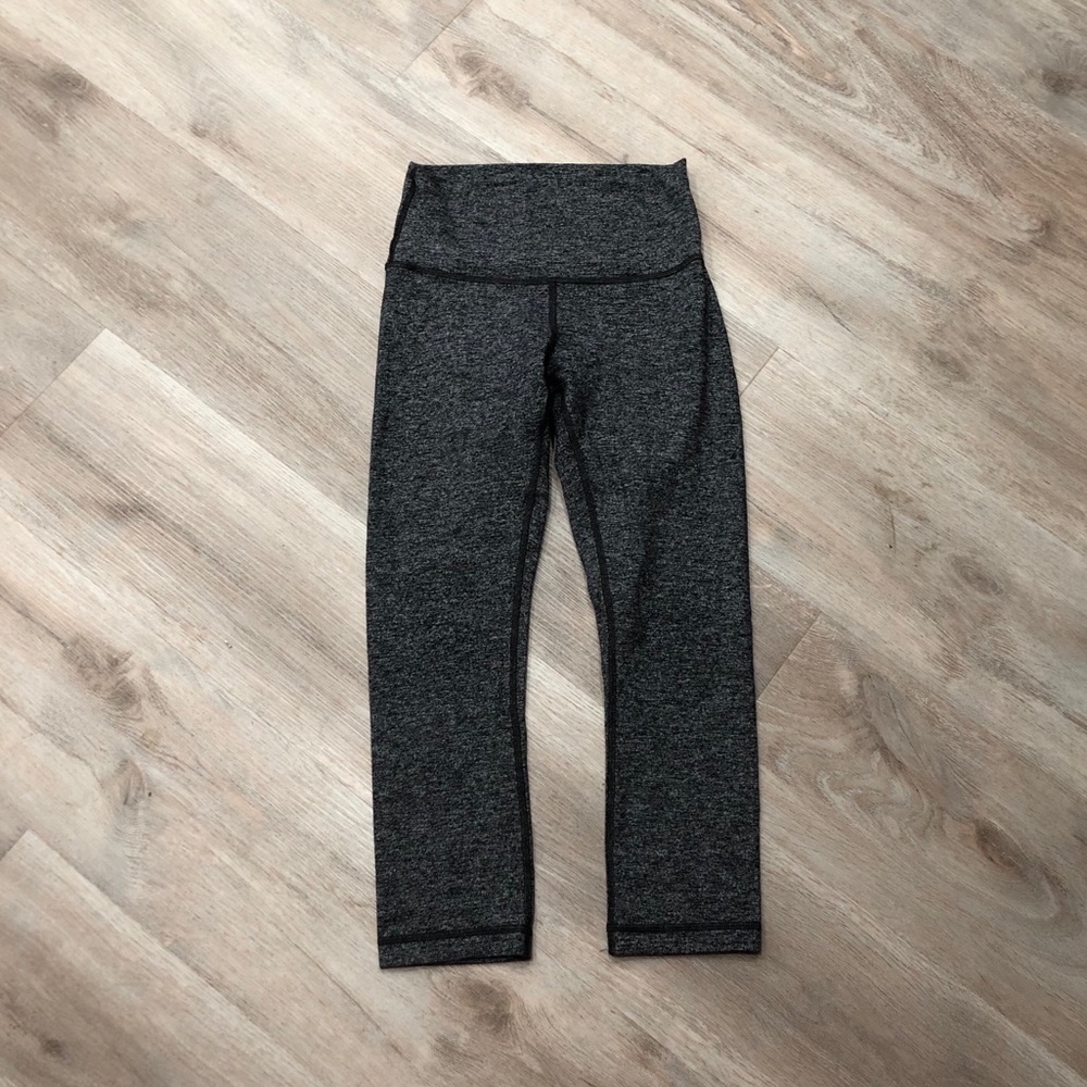 Heatherd Lululemon Wunder Under Crop